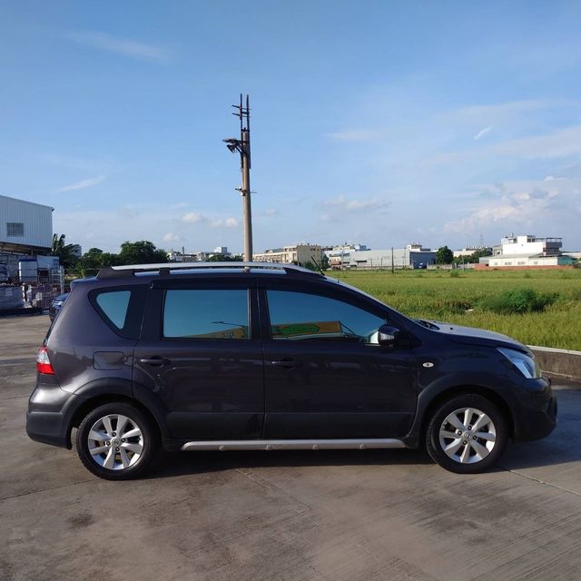 NISSAN日產 LIVINA  第8張相片