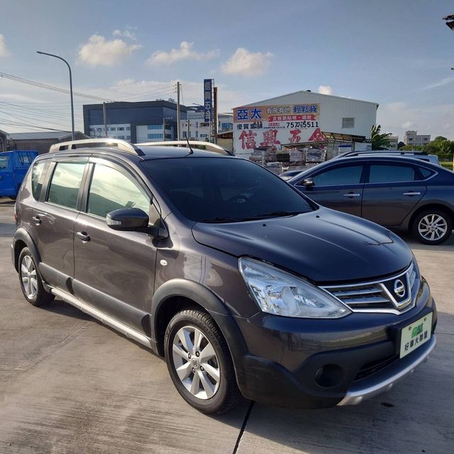 NISSAN日產 LIVINA  第9張相片