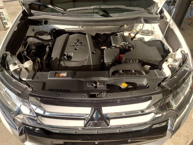 MITSUBISHI三菱 OUTLANDER  第12張相片