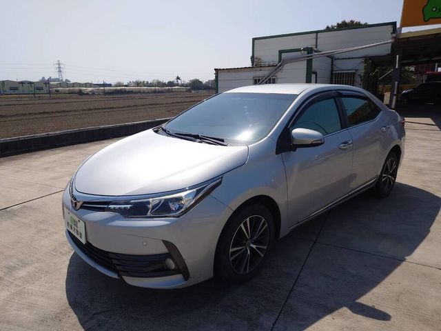 TOYOTA豐田 ALTIS  第1張相片