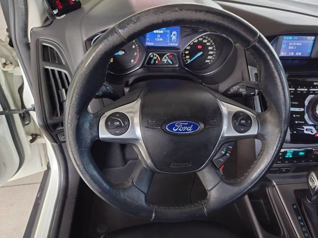 FORD福特 FOCUS  第12張相片