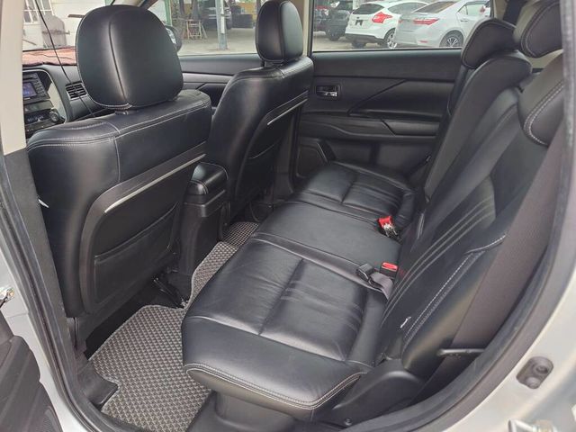 MITSUBISHI三菱 OUTLANDER  第11張相片