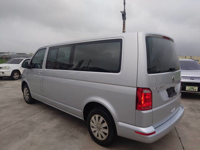 VOLKSWAGEN福斯 T6 CARAVELLE  第4張相片