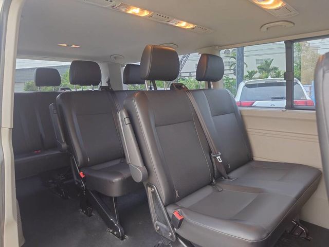 VOLKSWAGEN福斯 T6 CARAVELLE  第11張相片