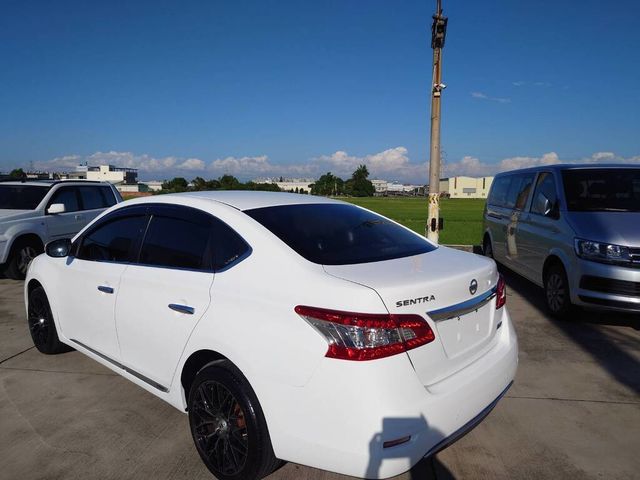 NISSAN日產 SENTRA  第6張相片
