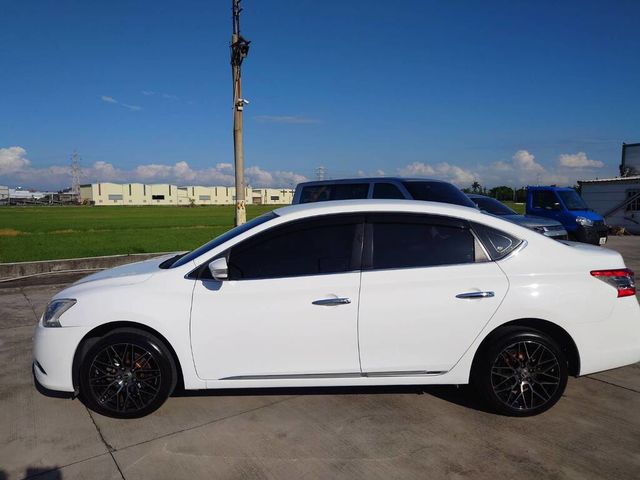 NISSAN日產 SENTRA  第7張相片