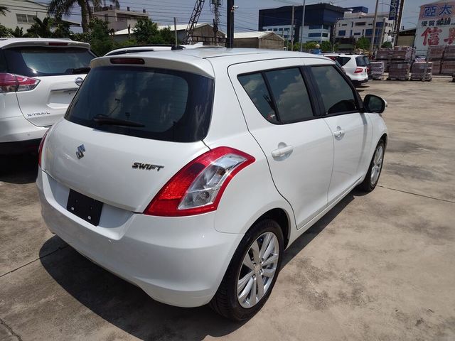 SUZUKI鈴木 SWIFT  第8張相片