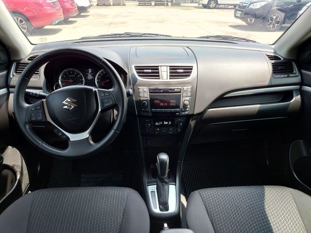 SUZUKI鈴木 SWIFT  第11張相片