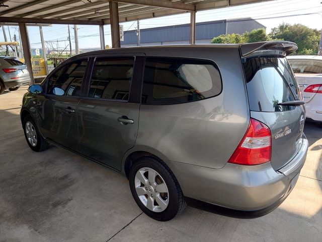 NISSAN日產 LIVINA  第8張相片