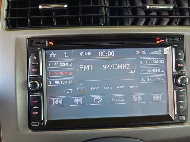 NISSAN日產 LIVINA  第11張相片