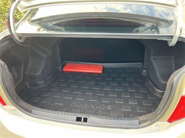 ✔雅致型✔原鈑件✔僅跑11萬✔省油小車✔內外漂亮✔無菸無待修✔1年保固✔可認證  第15張相片
