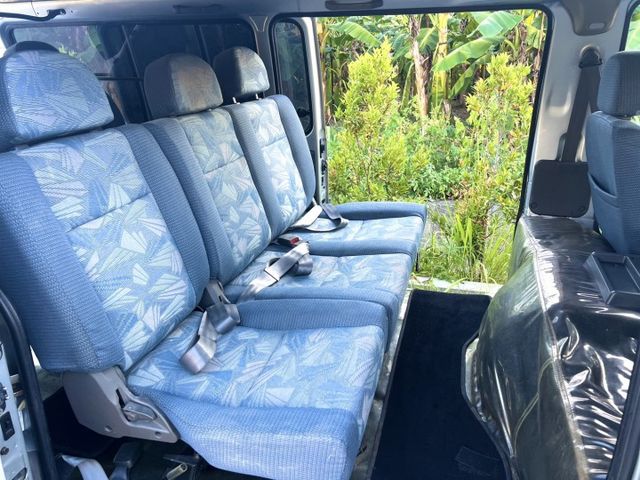 ✔八人座廂車✔原鈑件✔僅跑13萬✔內外漂亮✔好開有力✔可變更貨車牌✔可認證✔有保固  第11張相片