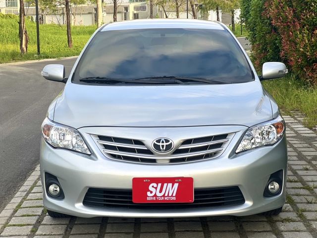 ✔E版✔原鈑件✔僅跑12萬✔經典車款✔省油省稅✔定速✔恆溫✔電折✔YES認證✔可保固  第2張相片