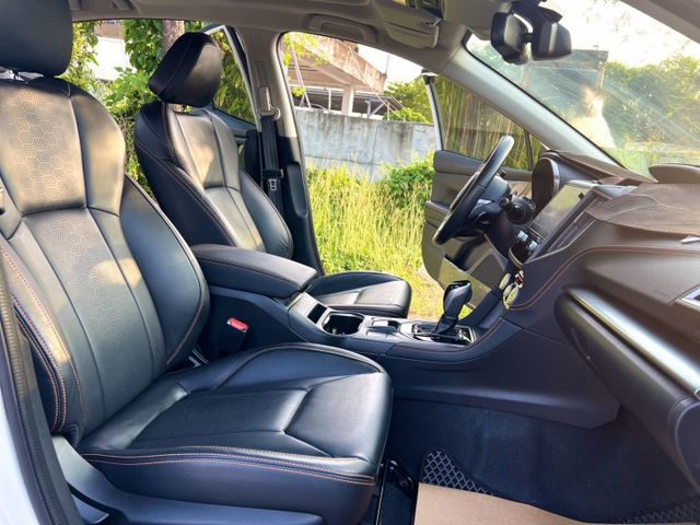 ✔EyeSight版✔全車原鈑件✔僅跑2.9萬✔360環景✔電動椅✔I KEY✔盲點✔車道偏離✔4WD✔認證+保固  第11張相片