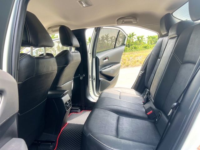✔尊爵+版✔全車原鈑件✔僅跑1萬6✔LED頭燈✔I KEY✔360環景✔盲點偵測✔電動椅✔認證車✔兩年保固  第12張相片