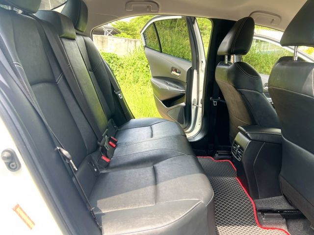 ✔尊爵+版✔全車原鈑件✔僅跑1萬6✔LED頭燈✔I KEY✔360環景✔盲點偵測✔電動椅✔認證車✔兩年保固  第13張相片