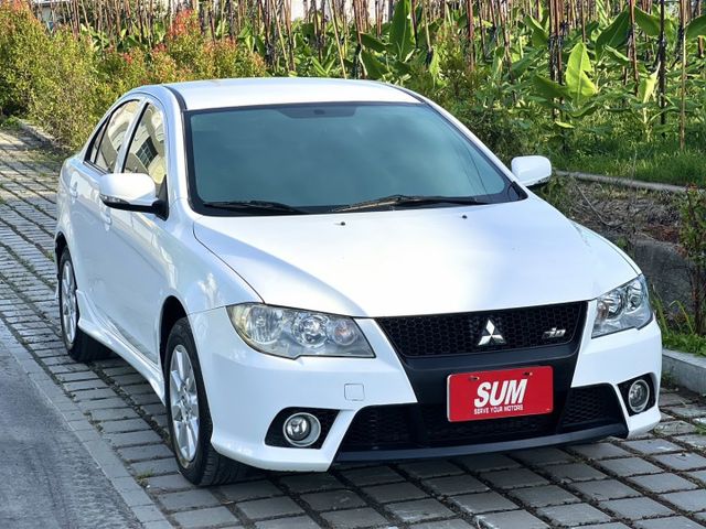 ✔雅緻版✔優質代步車✔里程保證✔認證車✔可保固✔賞車 0989747533  第1張相片