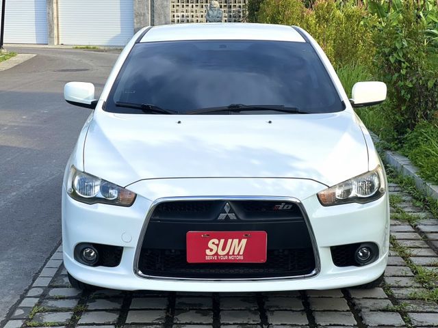 ✔Lancer iO 1.8躍動型✔原鈑件✔僅跑11萬✔一手車✔內外漂亮✔無菸✔無待修✔安卓機✔認證車  第2張相片