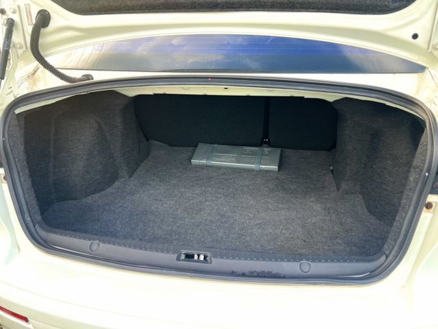 ✔Lancer iO 1.8躍動型✔原鈑件✔僅跑11萬✔一手車✔內外漂亮✔無菸✔無待修✔安卓機✔認證車  第15張相片