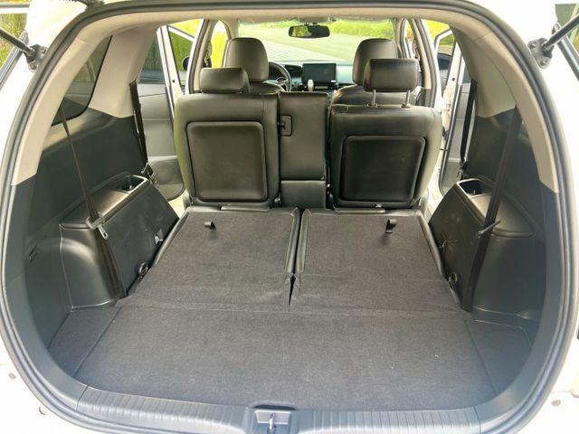 ✔七人座 經典版✔全車原鈑件✔僅跑11萬✔車況超美✔無待修✔無菸車✔安卓機✔後座出風口✔認證+保固  第17張相片