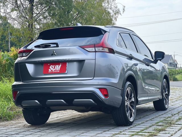 ✔卓越版✔里程保證✔升級安卓機✔360環景✔雙電動椅✔1.5渦輪✔盲點✔HUD抬頭✔附認證+保固  第5張相片