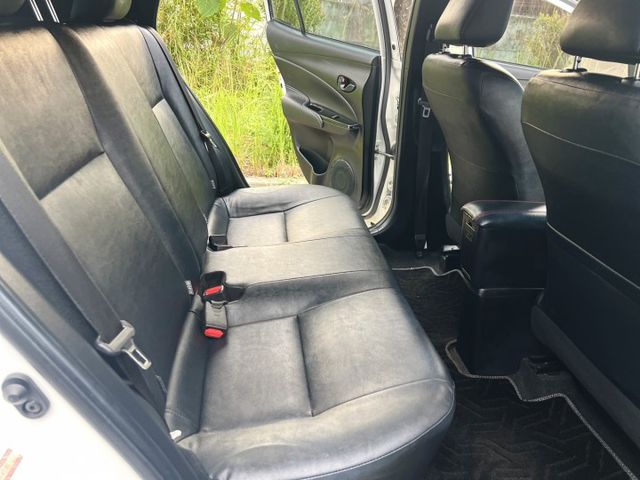 ✔經典版✔原鈑件✔僅跑6萬✔女用漂亮車✔CARPLAY✔電折後試鏡✔感應式頭燈✔循跡防滑✔附認證及兩年保固  第13張相片