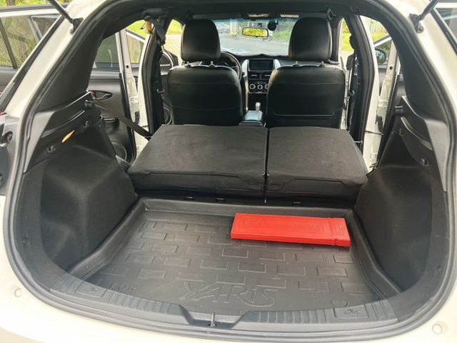 ✔經典版✔原鈑件✔僅跑6萬✔女用漂亮車✔CARPLAY✔電折後試鏡✔感應式頭燈✔循跡防滑✔附認證及兩年保固  第16張相片