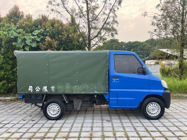 ✔1.3 手排✔伸縮棚可上升至180公分✔原鈑件✔僅跑12萬✔原廠保養紀錄✔倒車顯影✔附認證書及保固  第7張相片