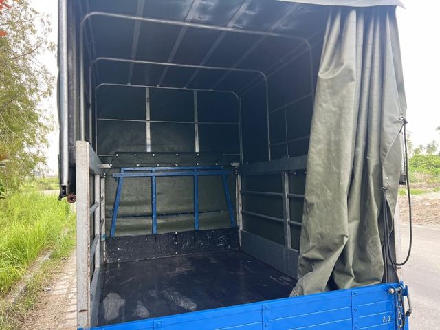 ✔1.3 手排✔伸縮棚可上升至180公分✔原鈑件✔僅跑12萬✔原廠保養紀錄✔倒車顯影✔附認證書及保固  第10張相片