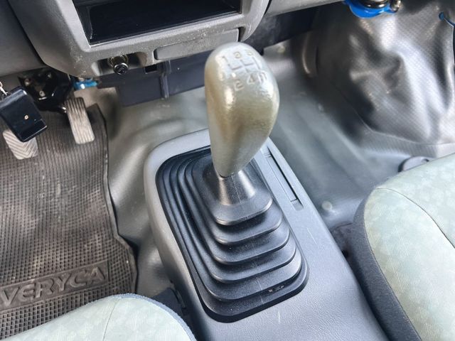 ✔1.3 手排✔伸縮棚可上升至180公分✔原鈑件✔僅跑12萬✔原廠保養紀錄✔倒車顯影✔附認證書及保固  第15張相片