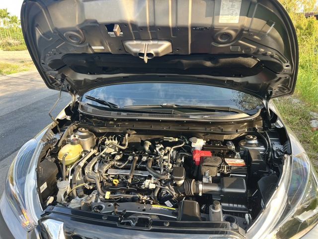 ✔智行旗艦版✔原鈑件✔里程9萬保證✔360環景✔CARPLAY✔IKEY✔盲點偵測✔LED頭燈✔認證書✔兩年保固  第8張相片