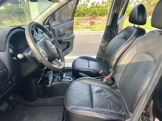 ✔豪華版✔低里程僅跑6萬✔無菸車✔便宜代步✔省油省稅✔附認證書及一年保固  第11張相片