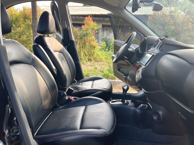 ✔豪華版✔低里程僅跑6萬✔無菸車✔便宜代步✔省油省稅✔附認證書及一年保固  第12張相片