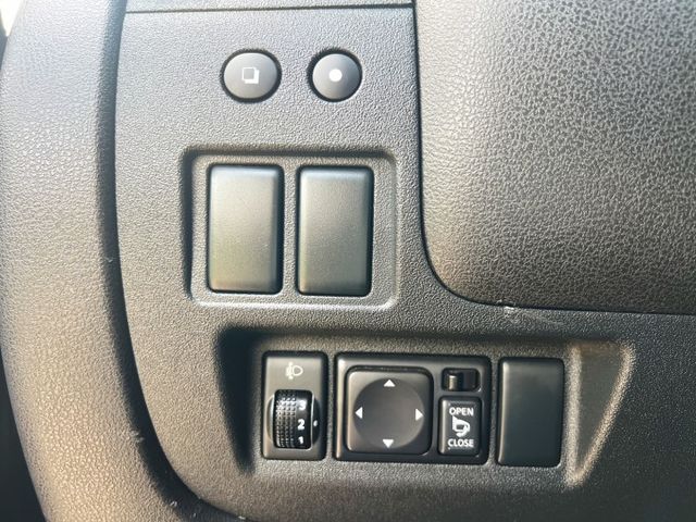 ✔豪華版✔低里程僅跑6萬✔無菸車✔便宜代步✔省油省稅✔附認證書及一年保固  第17張相片