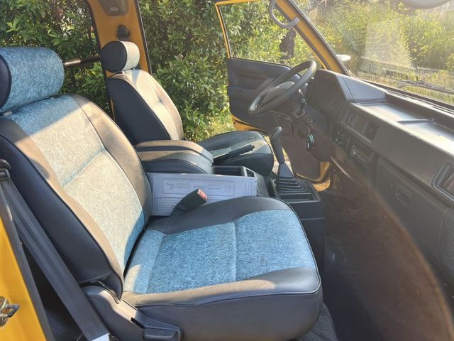 ✔手排 八人座 娃娃車改✔原鈑件✔僅跑13萬✔後座全新座椅✔全新烤漆✔無待修✔原廠保養✔附認證及保固  第10張相片