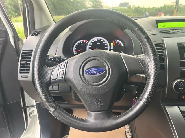 ✔七人座✔原鈑件✔僅跑15萬✔側滑門✔無待修✔載人載具皆合適✔一手女用✔內外漂亮✔附認證書  第9張相片