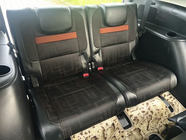 ✔七人座✔原鈑件✔僅跑15萬✔側滑門✔無待修✔載人載具皆合適✔一手女用✔內外漂亮✔附認證書  第13張相片