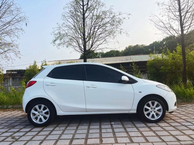 ✔1.5 尊貴版✔里程保證✔便宜代步車✔可長途✔省油省稅✔  第4張相片