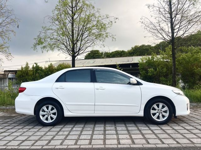 ✔E版✔原鈑件✔僅跑12萬✔優質車況✔無待修✔電折✔恆溫✔倒車雷達✔雙安✔ABS✔附認證書  第4張相片