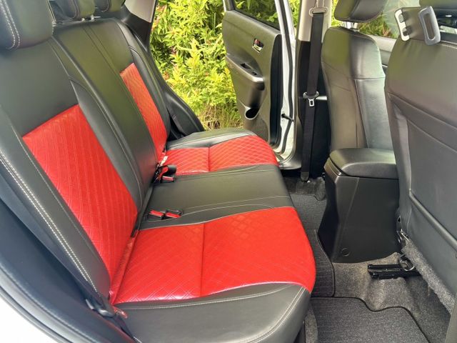 ✔本月特價✔S版 1.4cc✔全車原鈑件✔僅跑8萬✔一手車✔渦輪增壓✔LED頭燈✔盲點偵測✔換檔撥片✔認證車✔一年保固  第13張相片