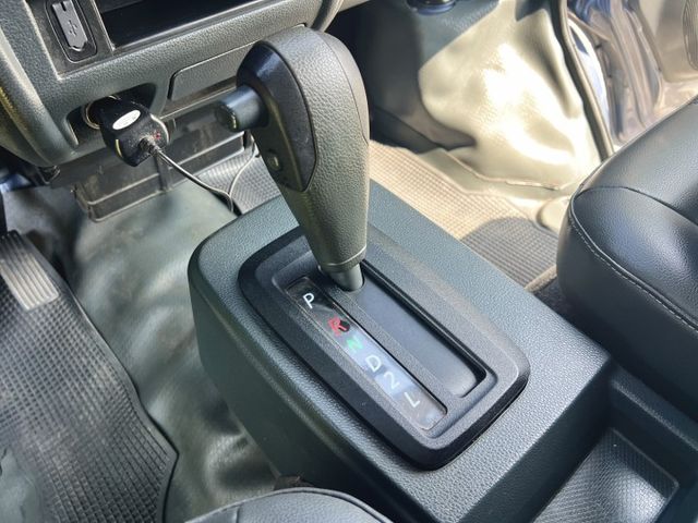 ✔1.5 自排 ✔-5度冷凍廂✔里程保證✔內外漂亮✔好開無待修✔車斗也可依需求做更改✔附認證書及兩年保固  第13張相片