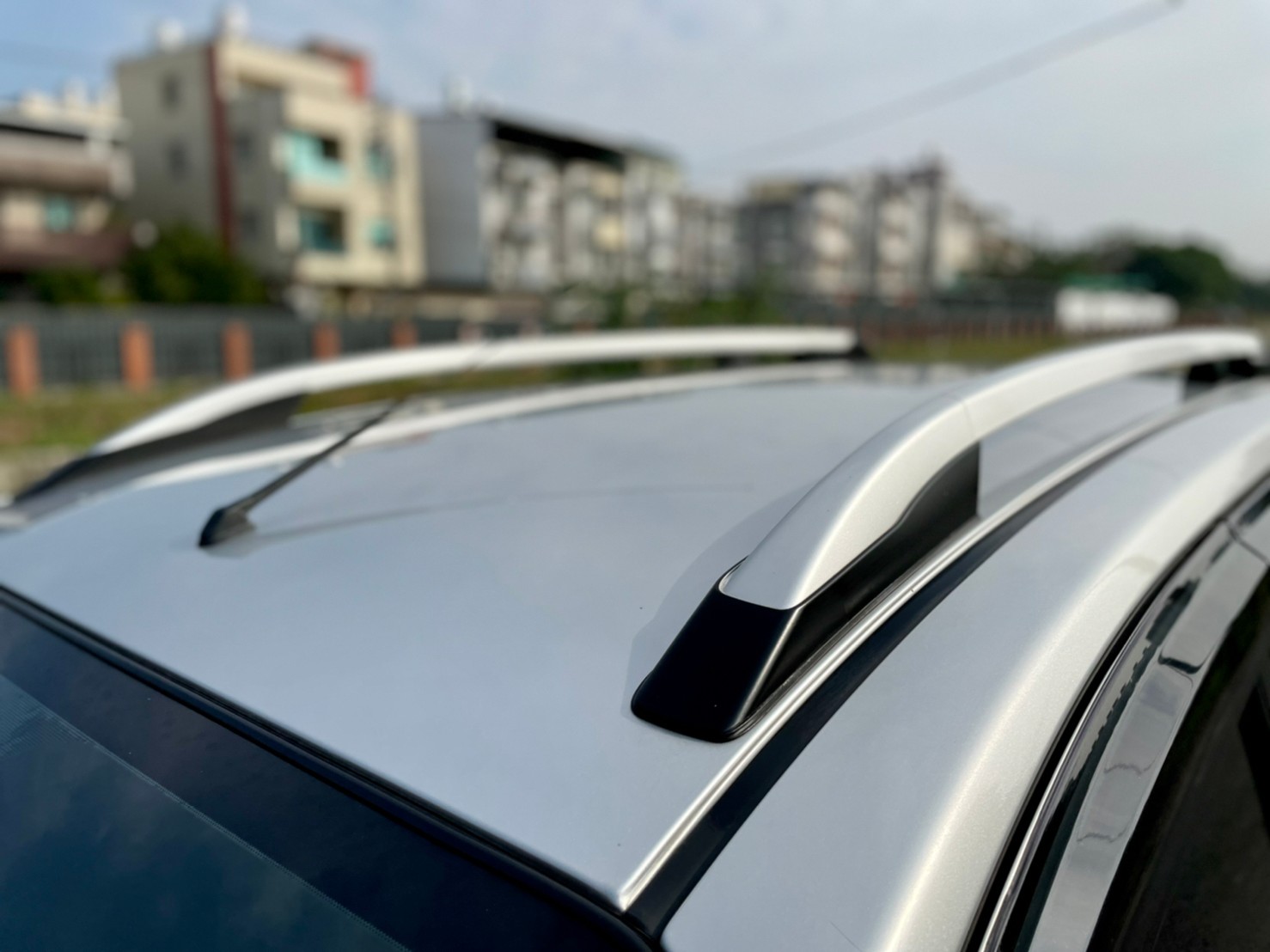 頂級 恆溫 皮椅 鋁圈 車頂架  第15張相片