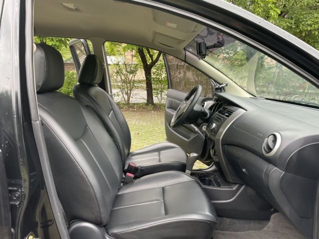 Nissan Livina  第12張相片
