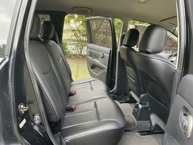 Nissan Livina  第14張相片