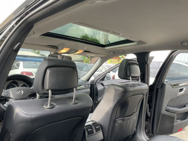Mercedes-Benz/賓士 E-CLASS  第1張相片