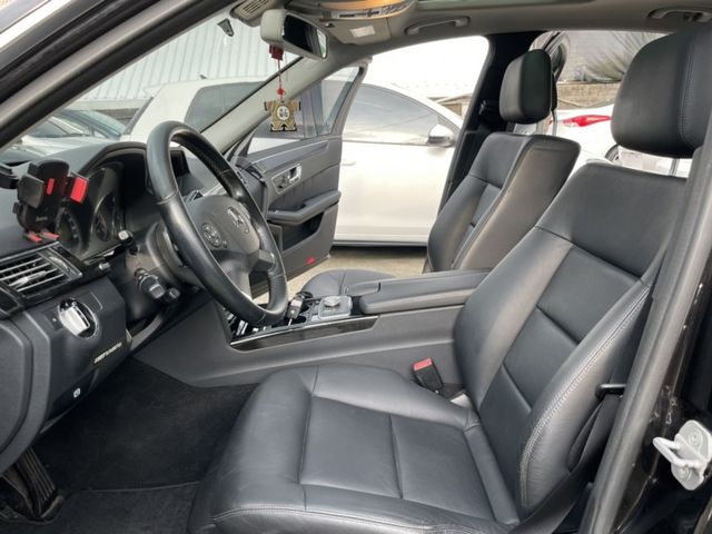 Mercedes-Benz/賓士 E-CLASS  第15張相片