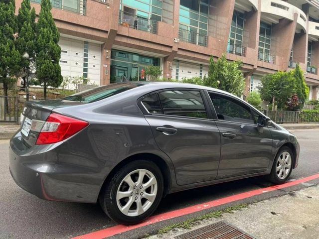 Honda Civic  第8張相片