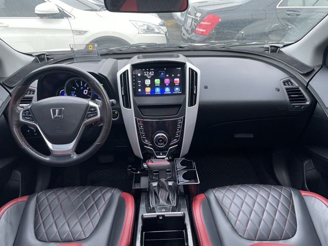 Luxgen U6 Turbo ECO Hyper  第1張相片