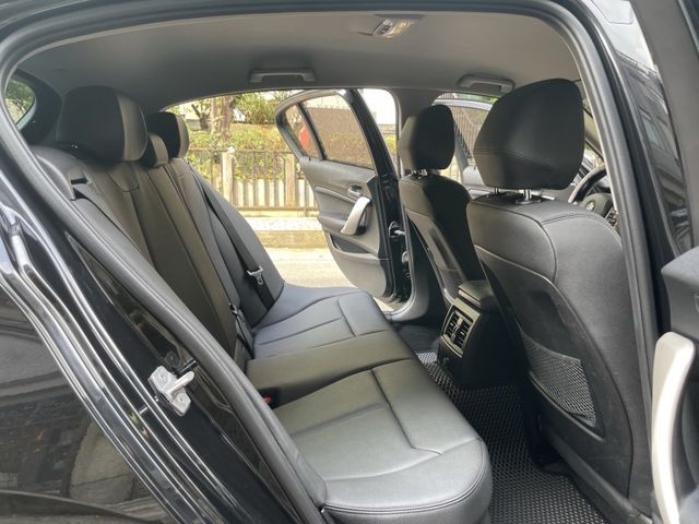 BMW/ 寶馬 116i  第11張相片