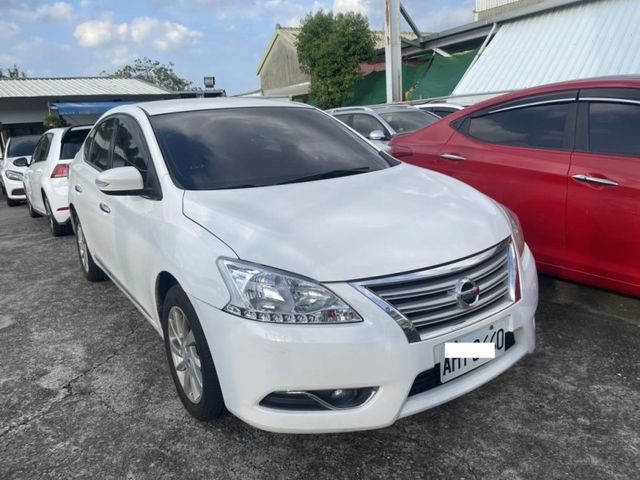 Nissan Sentra  第6張相片